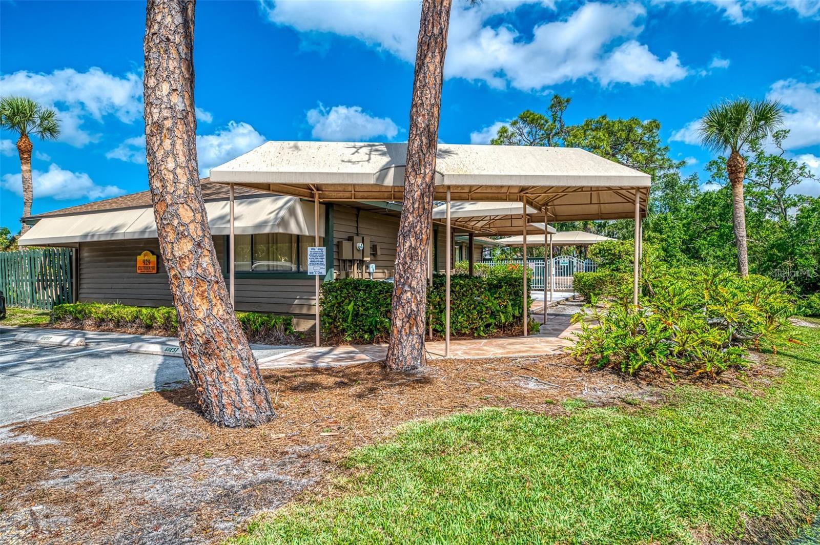 935 SUNRIDGE WAY #B4, SARASOTA, FL, 34234