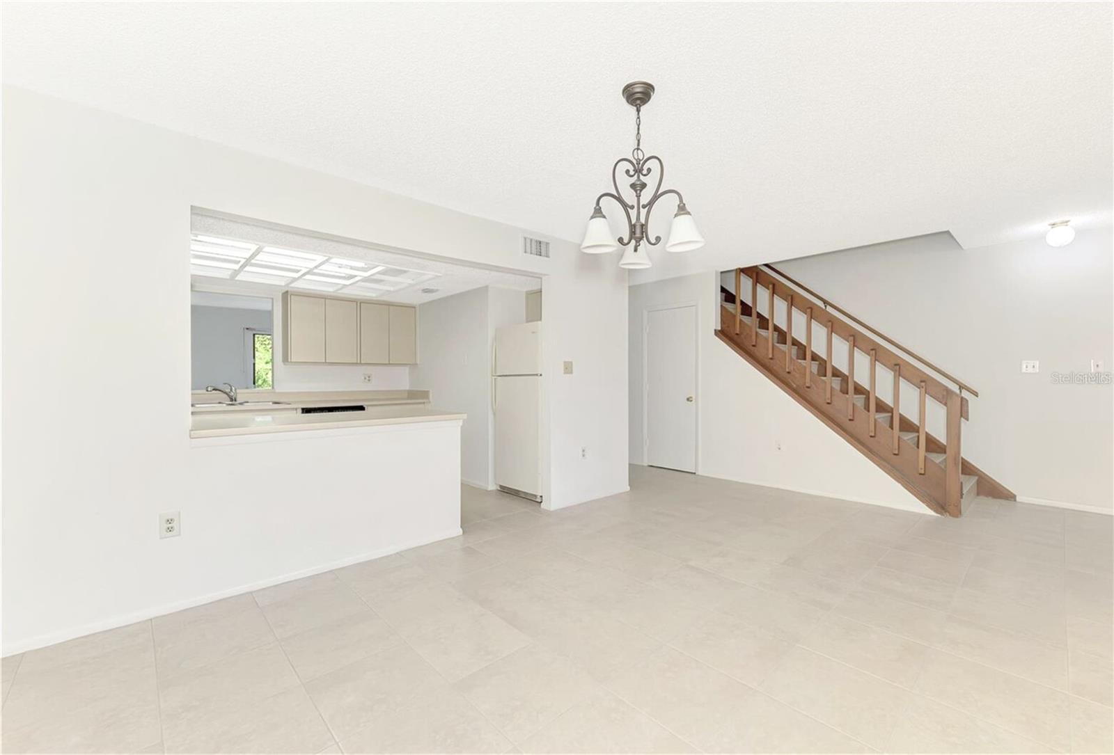 935 SUNRIDGE WAY #B4, SARASOTA, FL, 34234