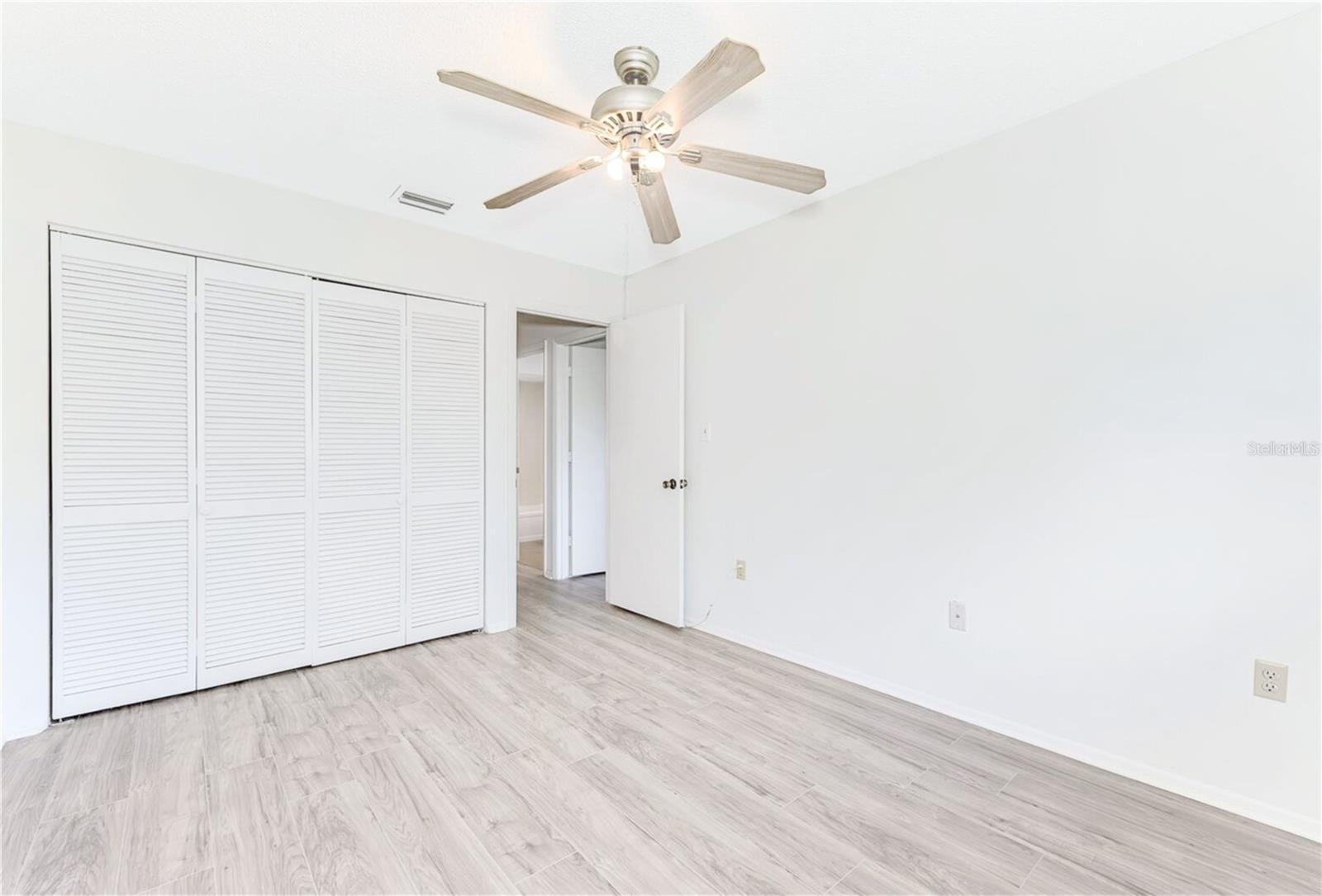 935 SUNRIDGE WAY #B4, SARASOTA, FL, 34234