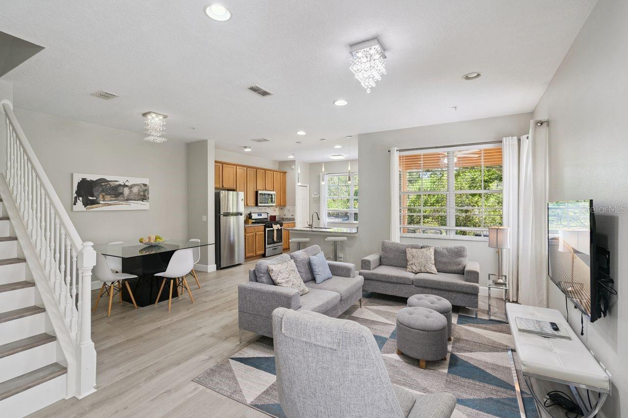 869 ASSEMBLY CT, REUNION, FL, 34747