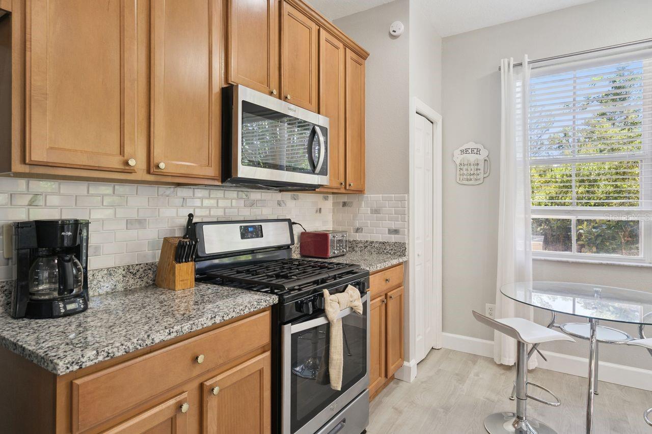 869 ASSEMBLY CT, REUNION, FL, 34747