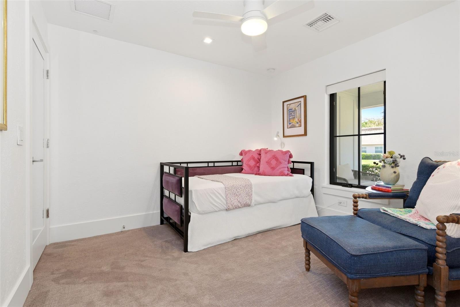 7455 SPARKLING LAKE RD, ORLANDO, FL, 32819