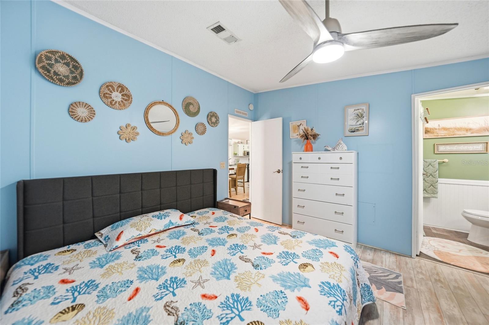 701 AQUI ESTA DR #230, PUNTA GORDA, FL, 33950