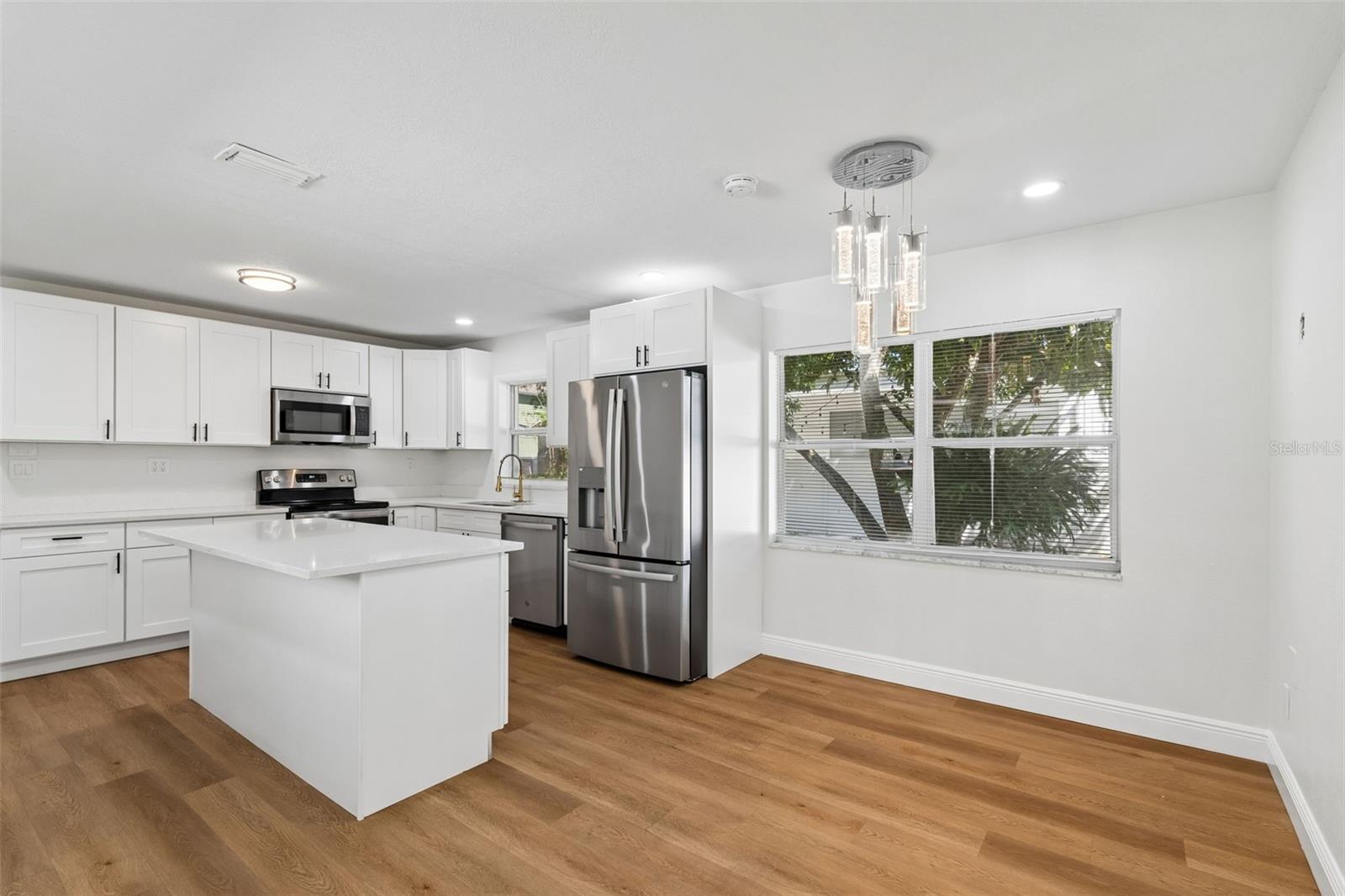 1212 E 24TH AVE, TAMPA, FL, 33605