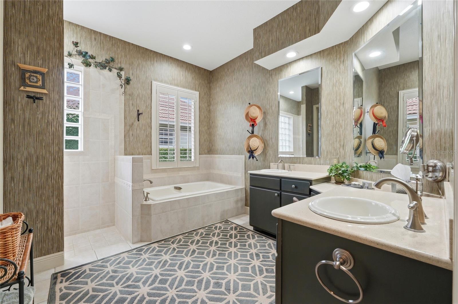 523 GREENWAY DR, LAKE WALES, FL, 33898