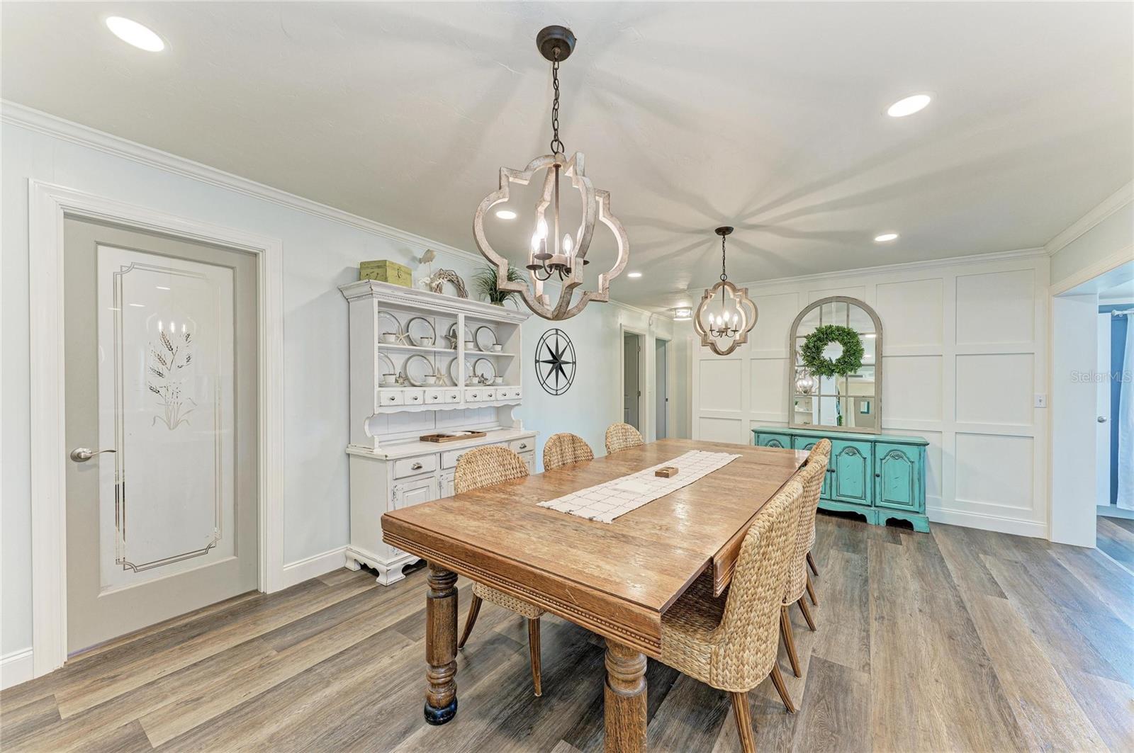 1907 37TH ST W, BRADENTON, FL, 34205