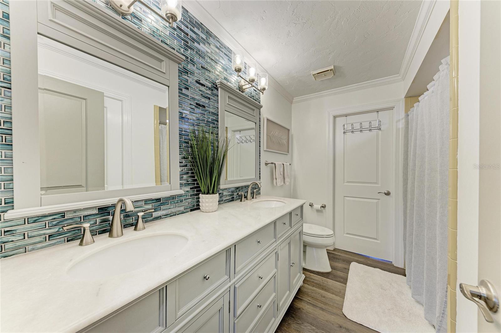 1907 37TH ST W, BRADENTON, FL, 34205