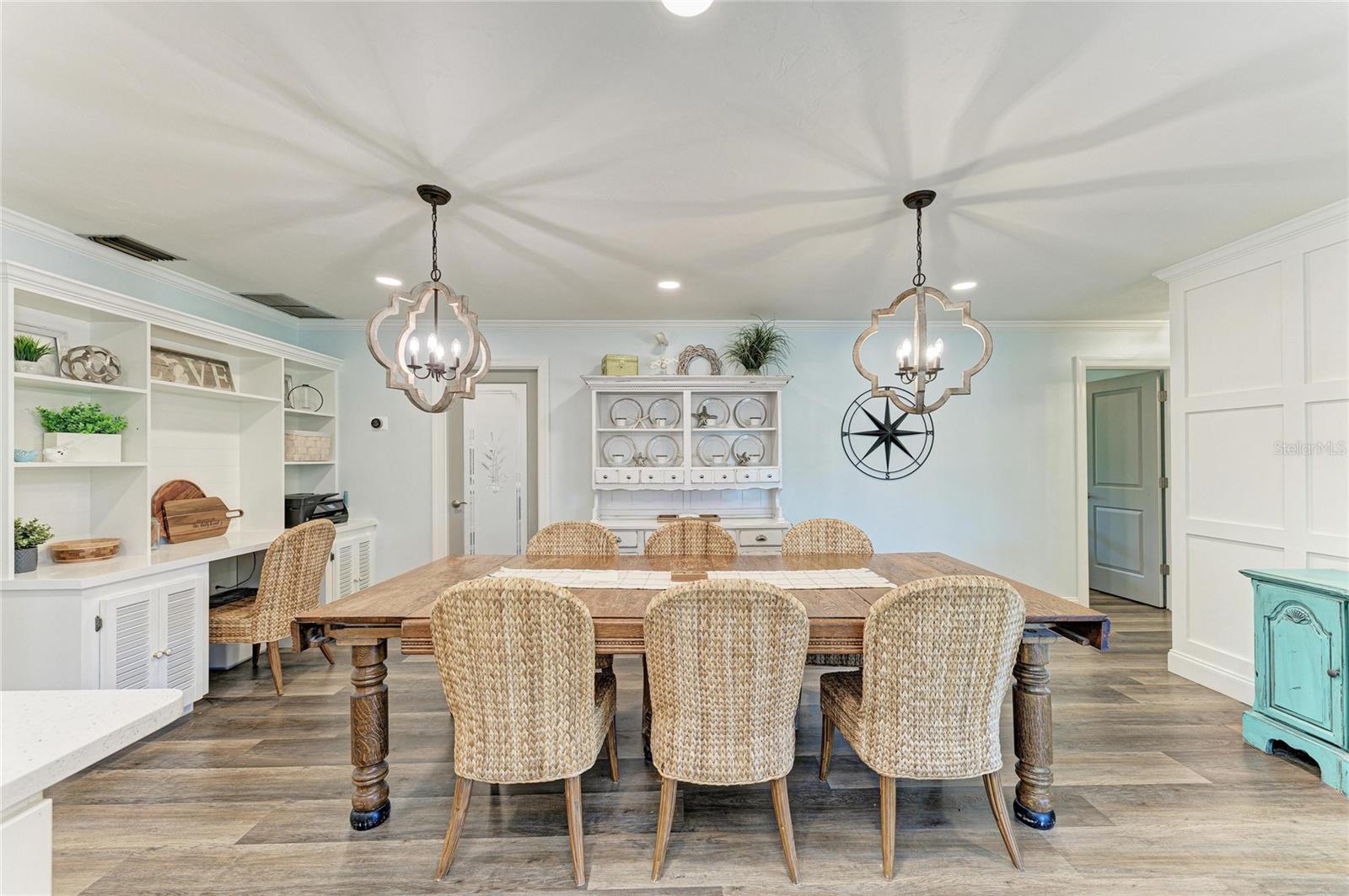 1907 37TH ST W, BRADENTON, FL, 34205