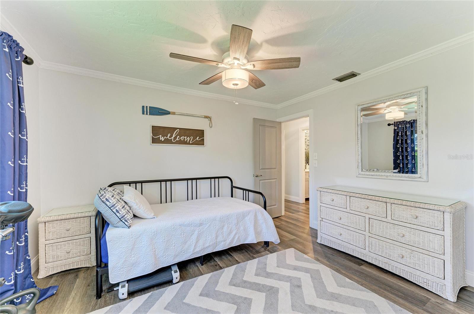 1907 37TH ST W, BRADENTON, FL, 34205