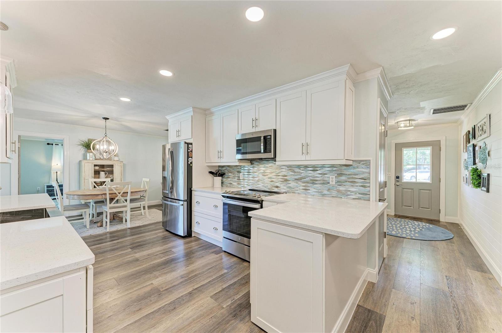 1907 37TH ST W, BRADENTON, FL, 34205