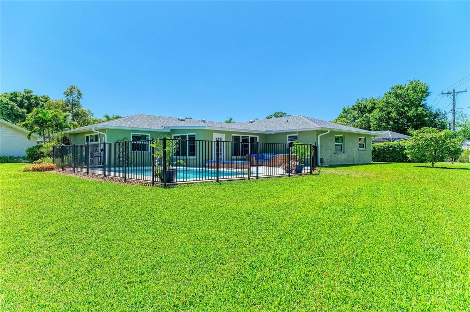 1907 37TH ST W, BRADENTON, FL, 34205