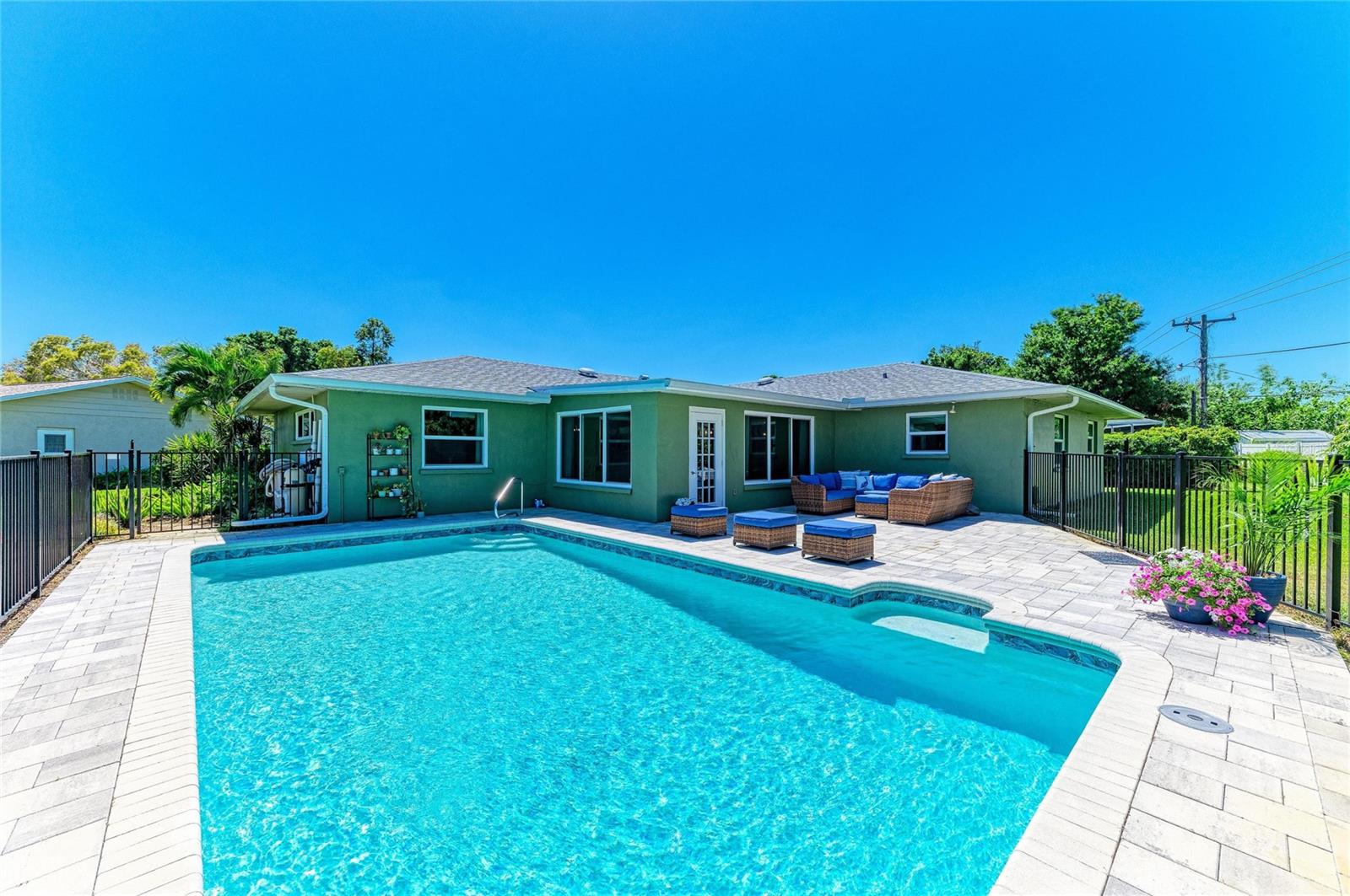 1907 37TH ST W, BRADENTON, FL, 34205