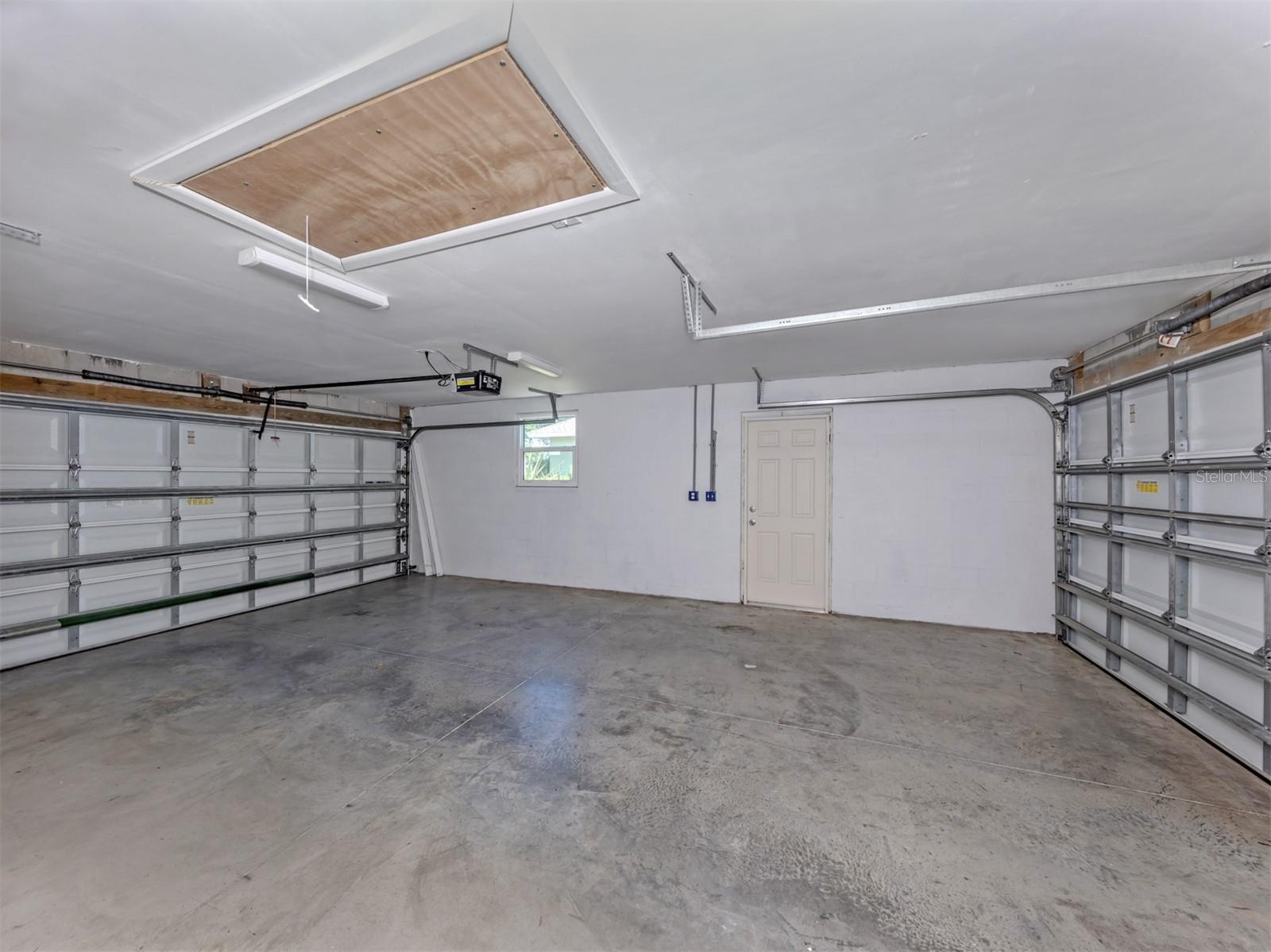 1255 YACHT CLUB DR, VENICE, FL, 34293