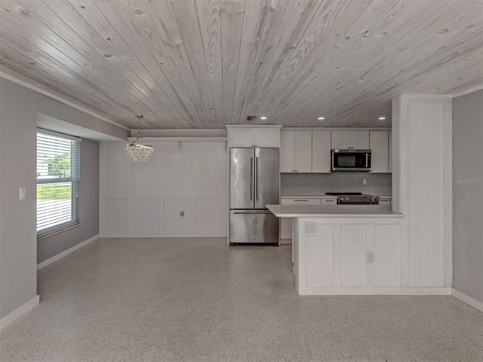 1255 YACHT CLUB DR, VENICE, FL, 34293