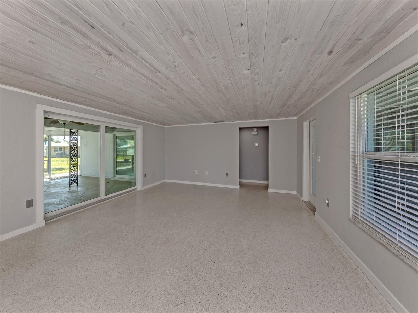 1255 YACHT CLUB DR, VENICE, FL, 34293