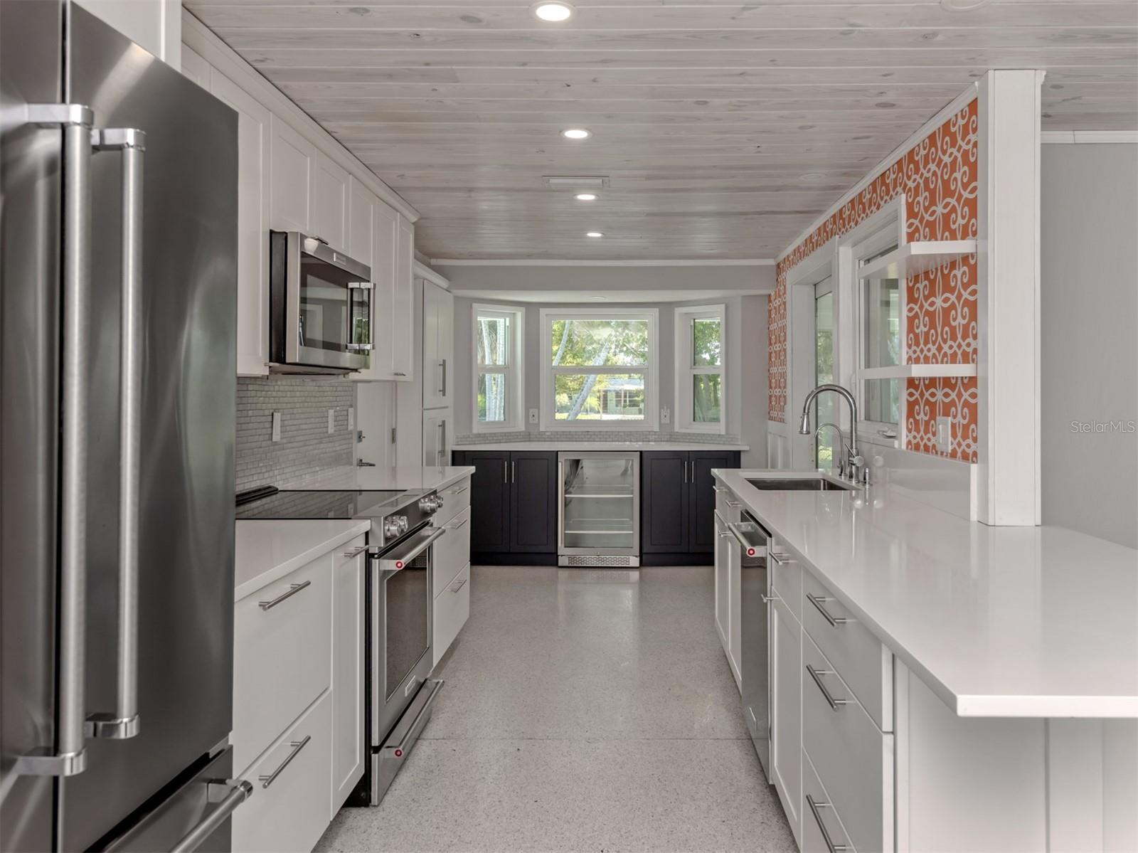 1255 YACHT CLUB DR, VENICE, FL, 34293