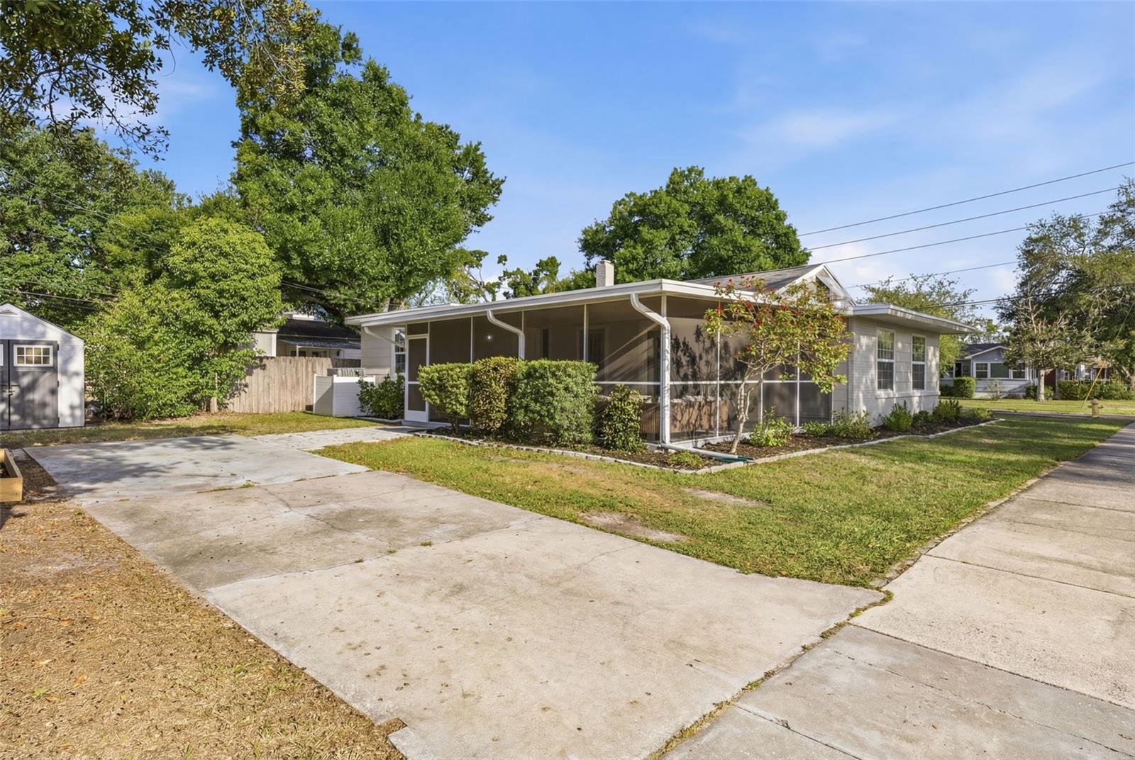 1100 32ND AVE N, ST PETERSBURG, FL, 33704