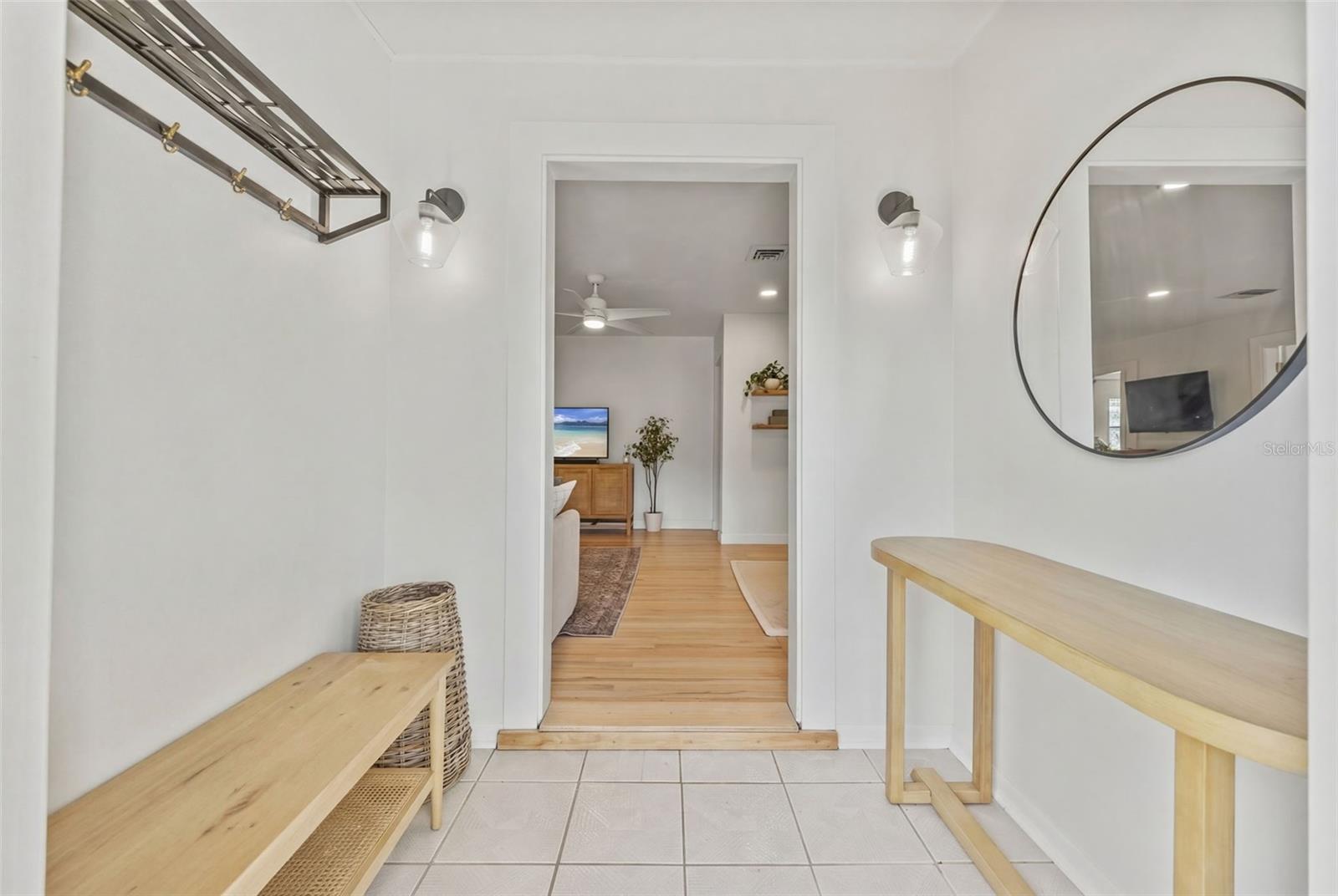 1100 32ND AVE N, ST PETERSBURG, FL, 33704