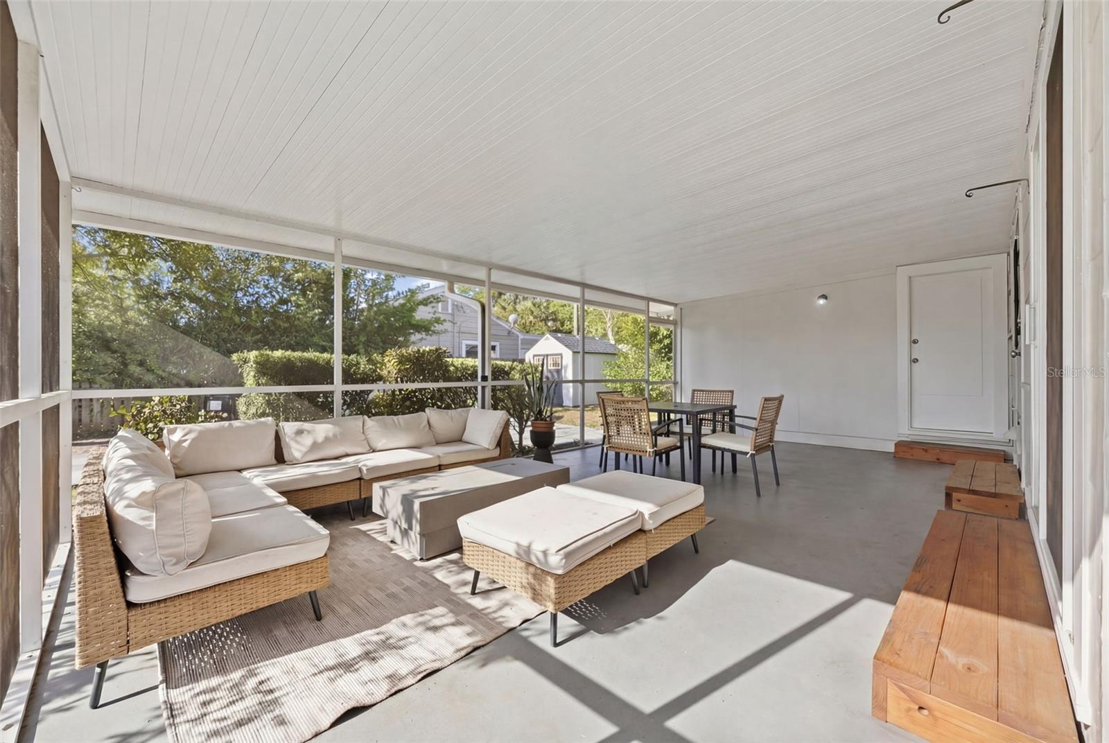 1100 32ND AVE N, ST PETERSBURG, FL, 33704