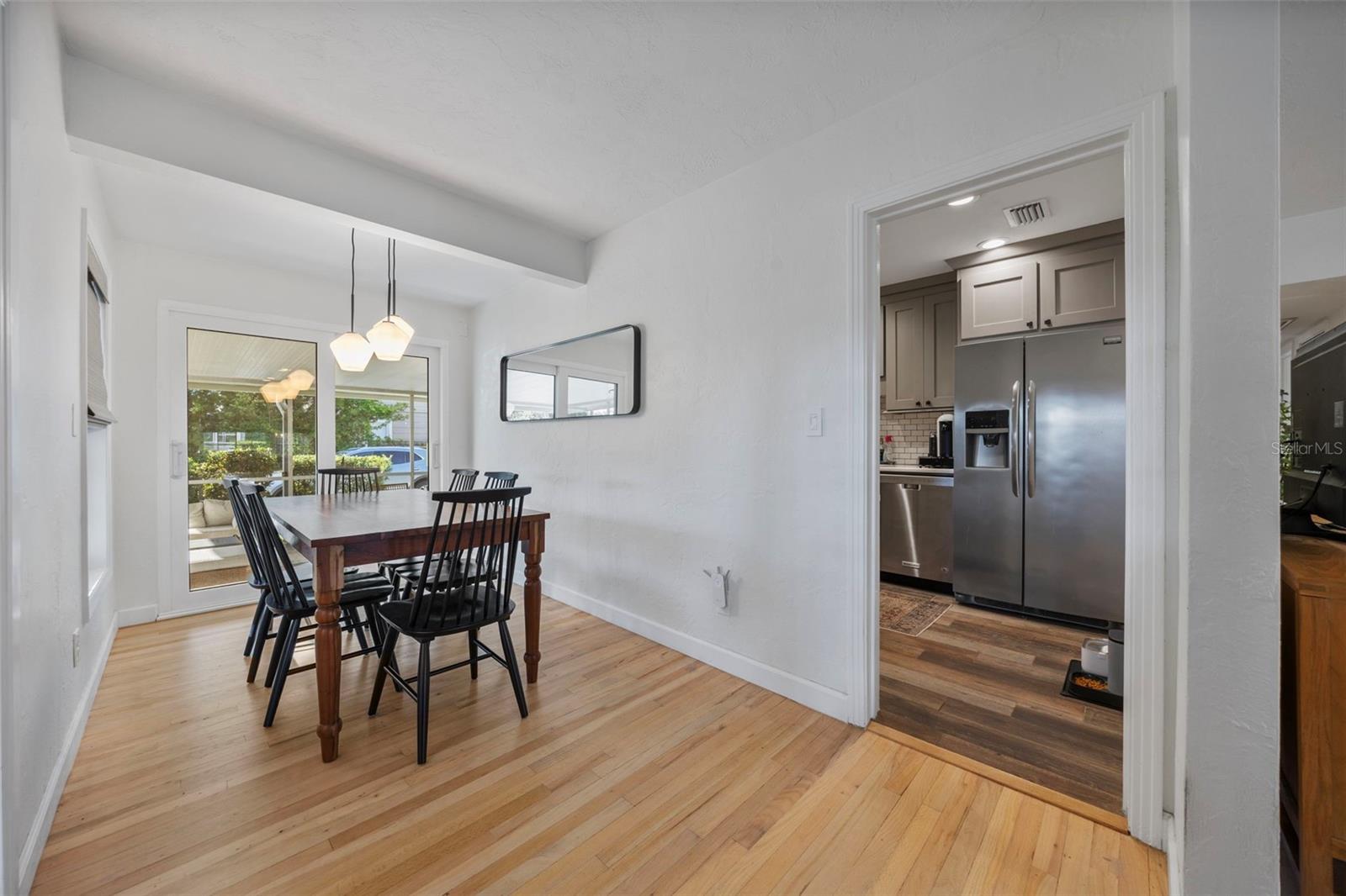 1100 32ND AVE N, ST PETERSBURG, FL, 33704