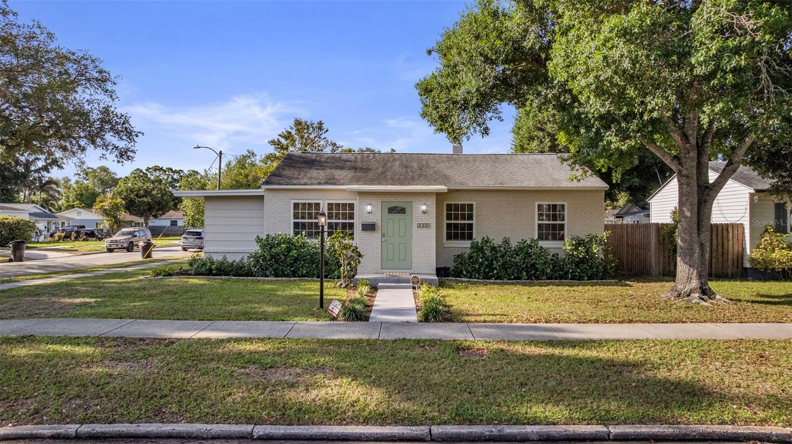 1100 32ND AVE N, ST PETERSBURG, FL, 33704