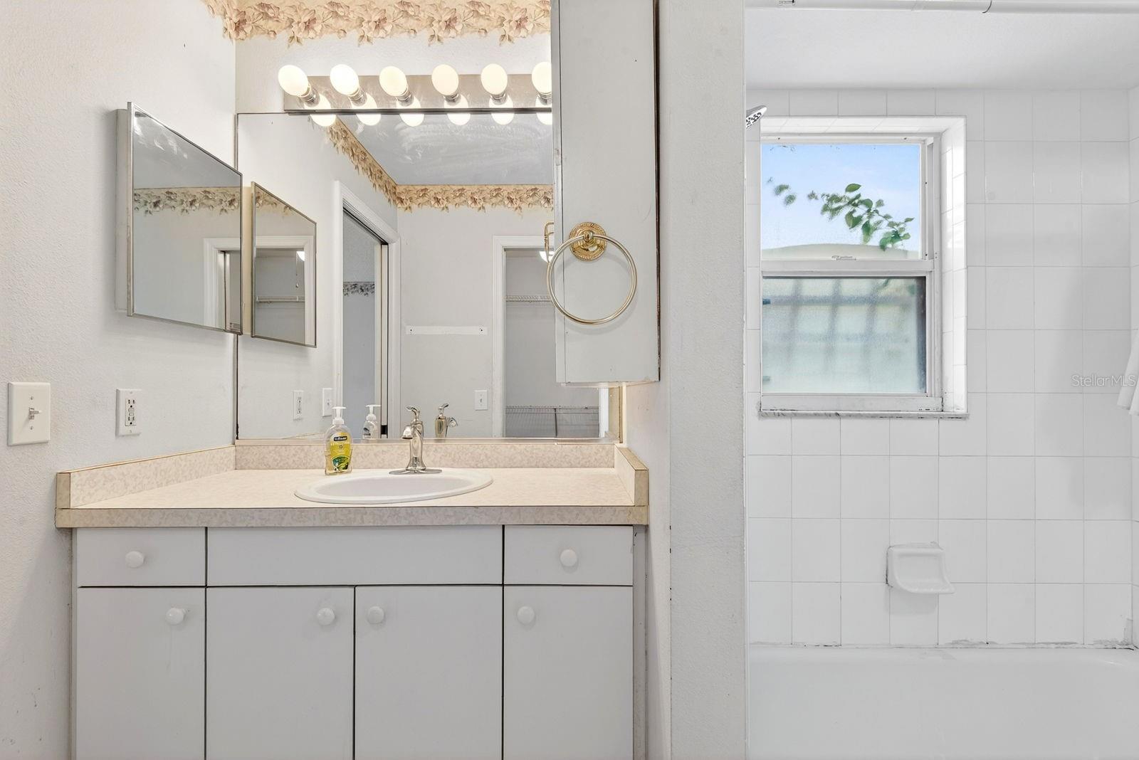 4913 72ND CT E, BRADENTON, FL, 34203