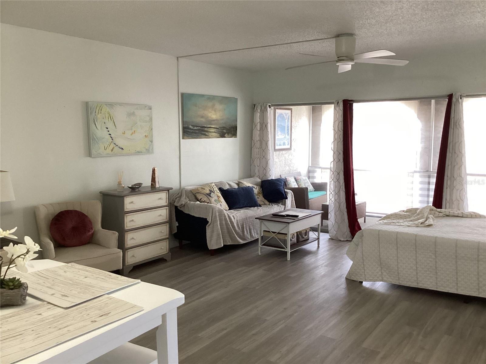 7701 STARKEY RD #206, SEMINOLE, FL, 33777