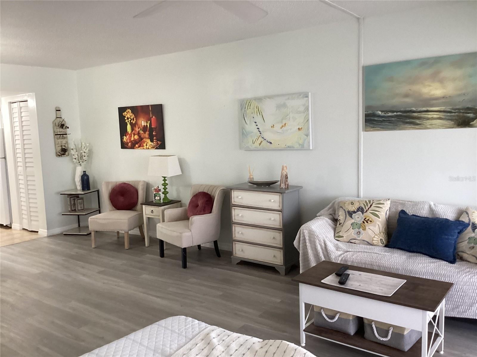 7701 STARKEY RD #206, SEMINOLE, FL, 33777