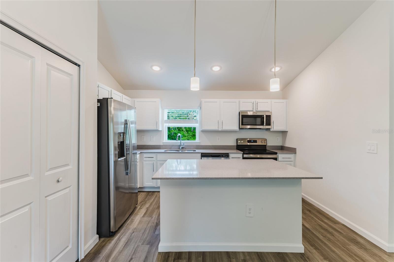 5611 NYMPH AVE, NORTH PORT, FL, 34288