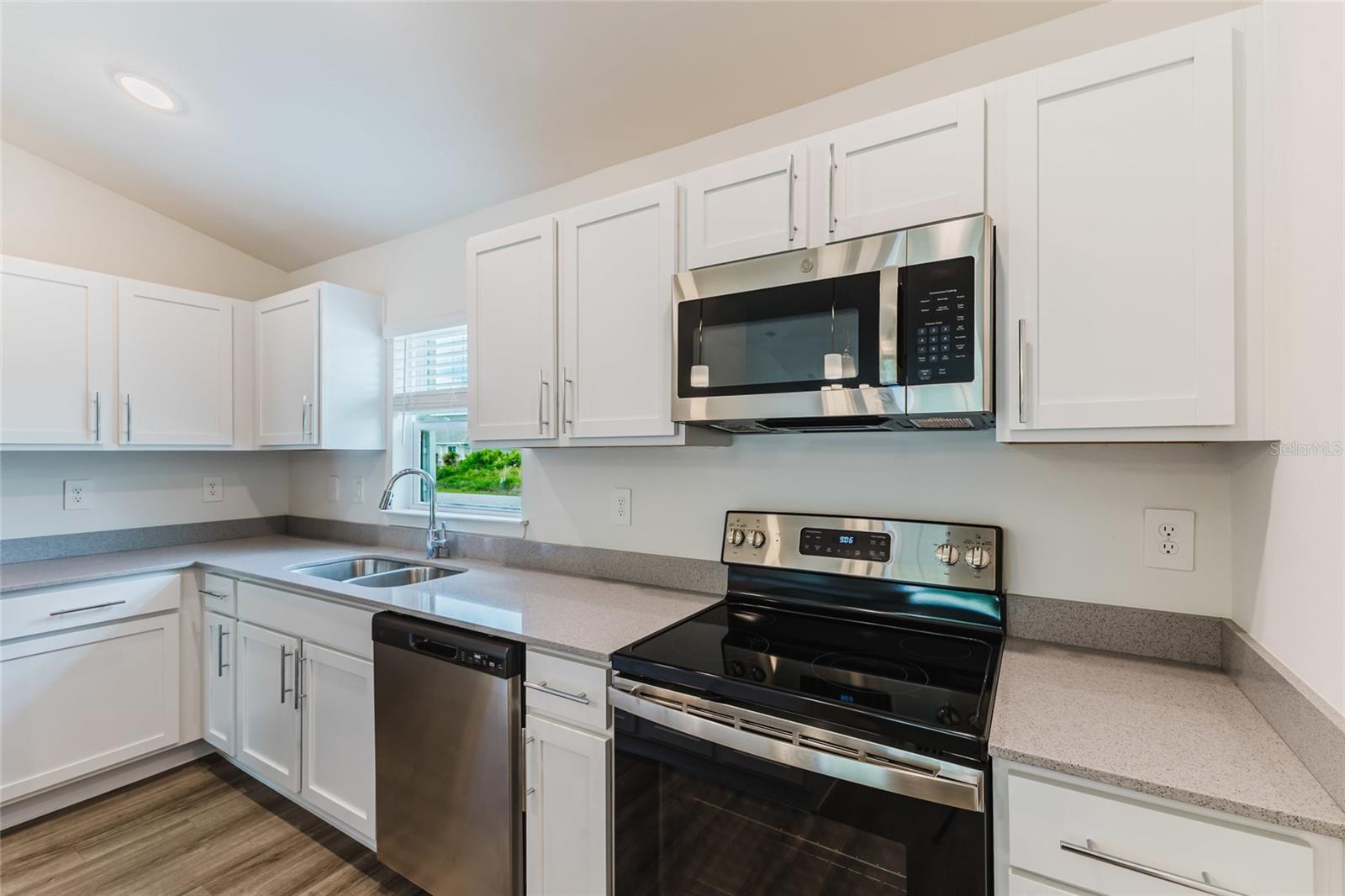 5611 NYMPH AVE, NORTH PORT, FL, 34288