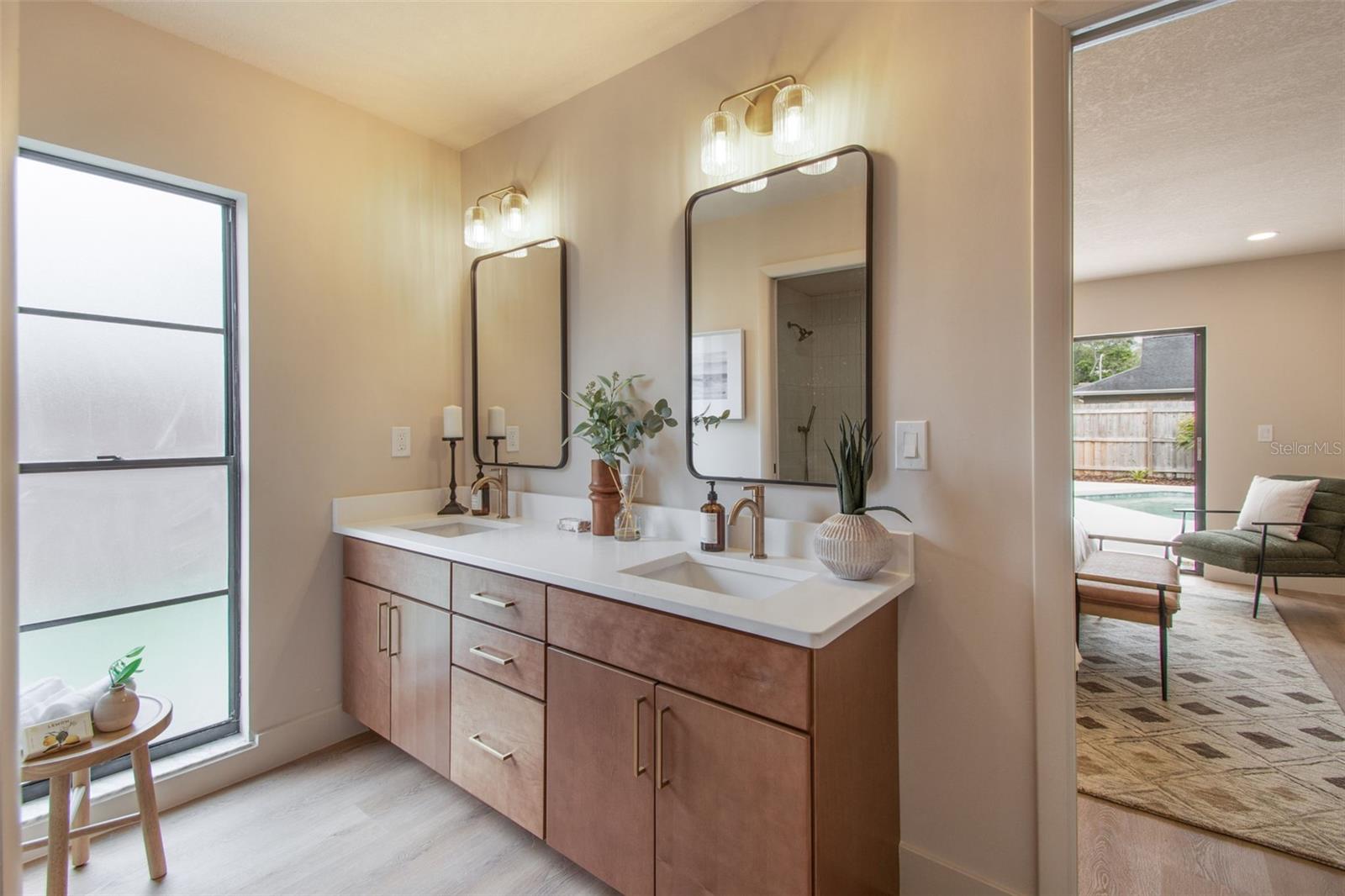 11913 NICKLAUS CIR, TAMPA, FL, 33624