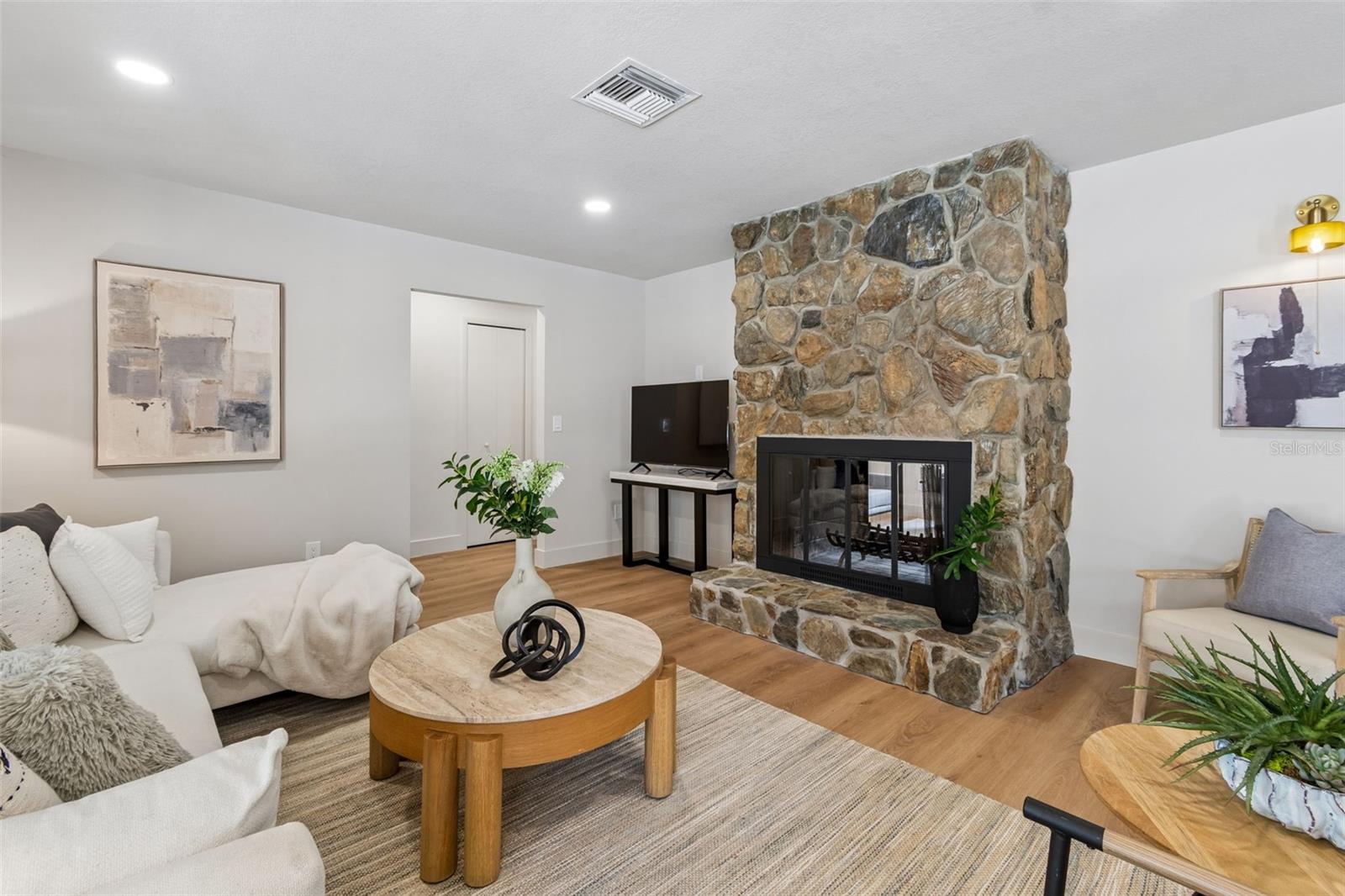 11913 NICKLAUS CIR, TAMPA, FL, 33624