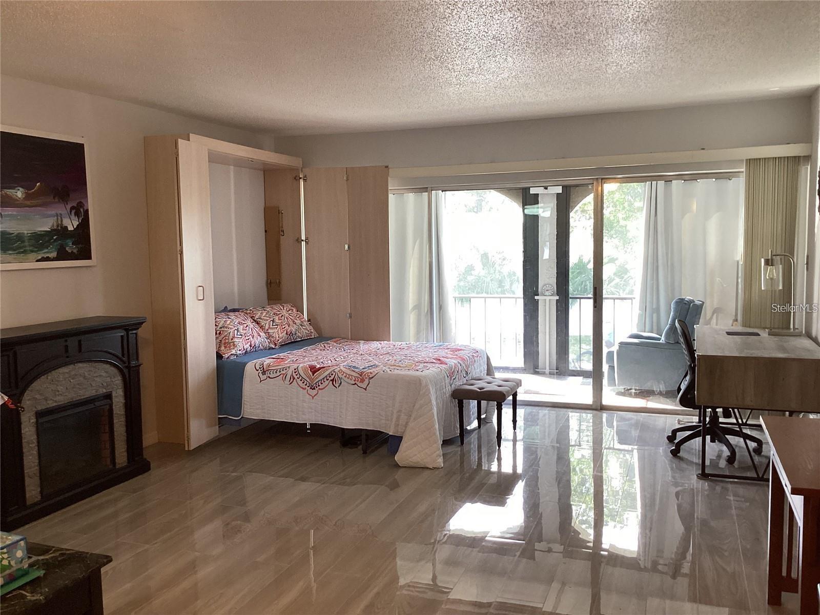 7701 STARKEY RD #704, SEMINOLE, FL, 33777