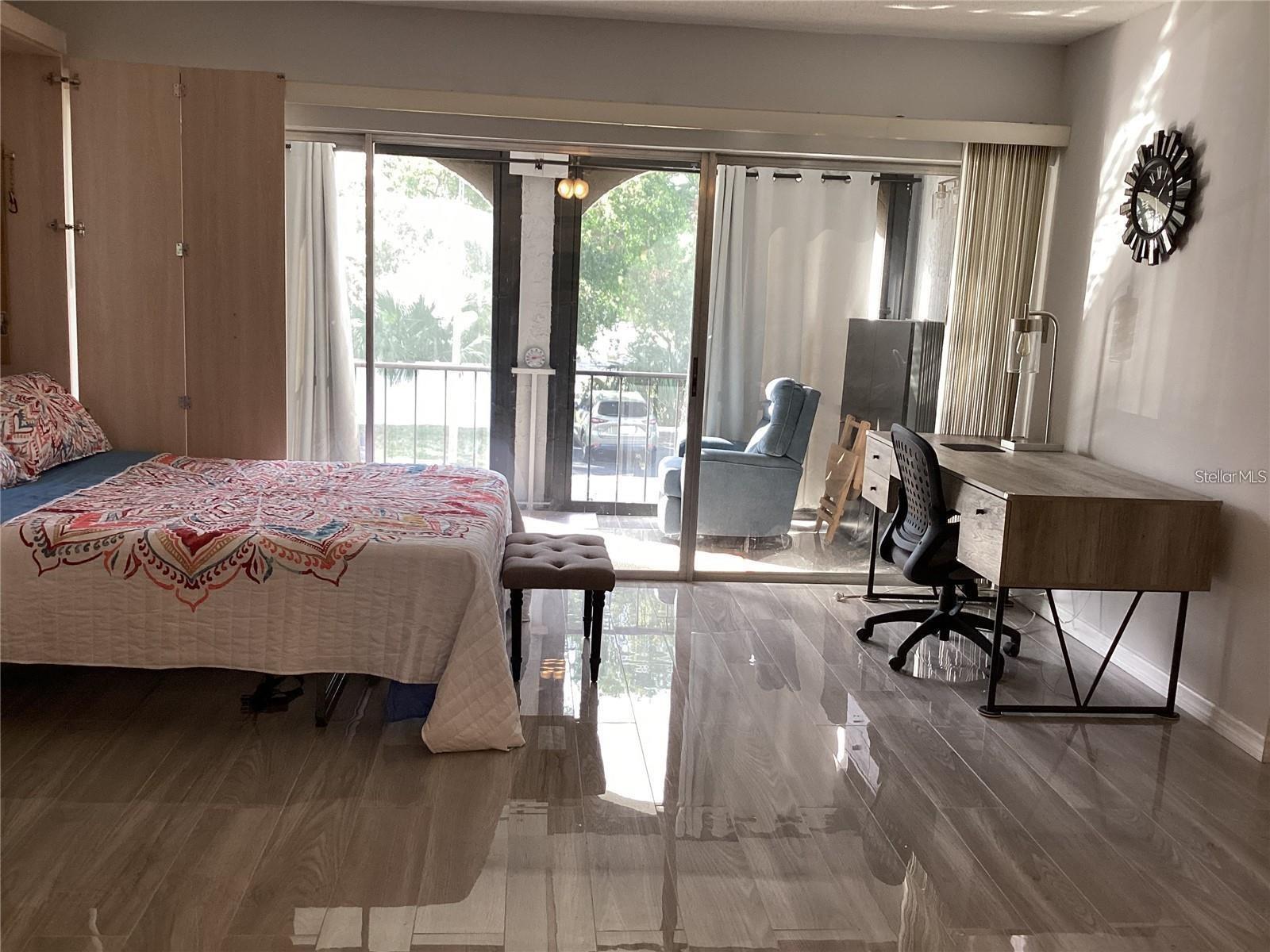 7701 STARKEY RD #704, SEMINOLE, FL, 33777