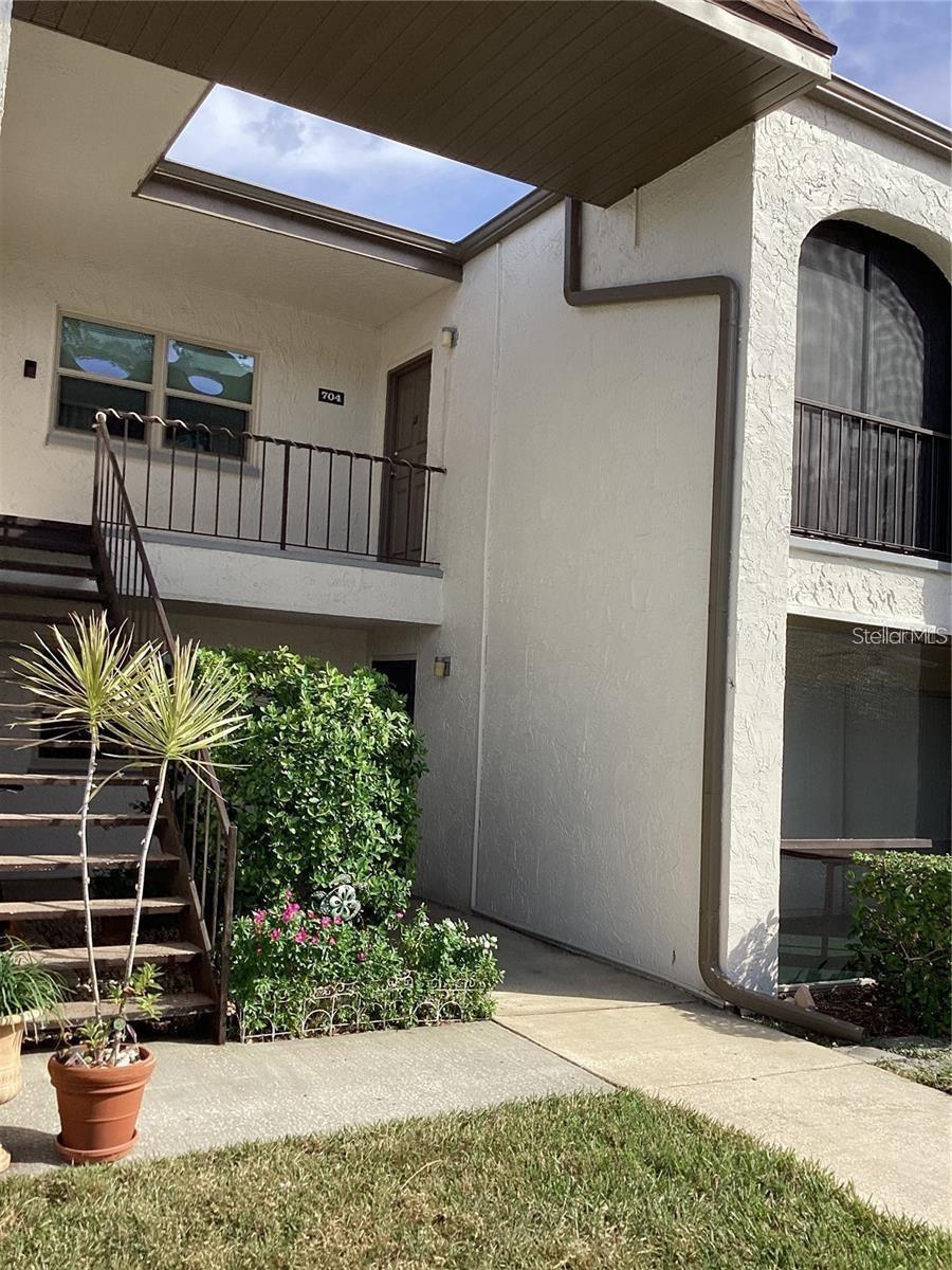 7701 STARKEY RD #704, SEMINOLE, FL, 33777