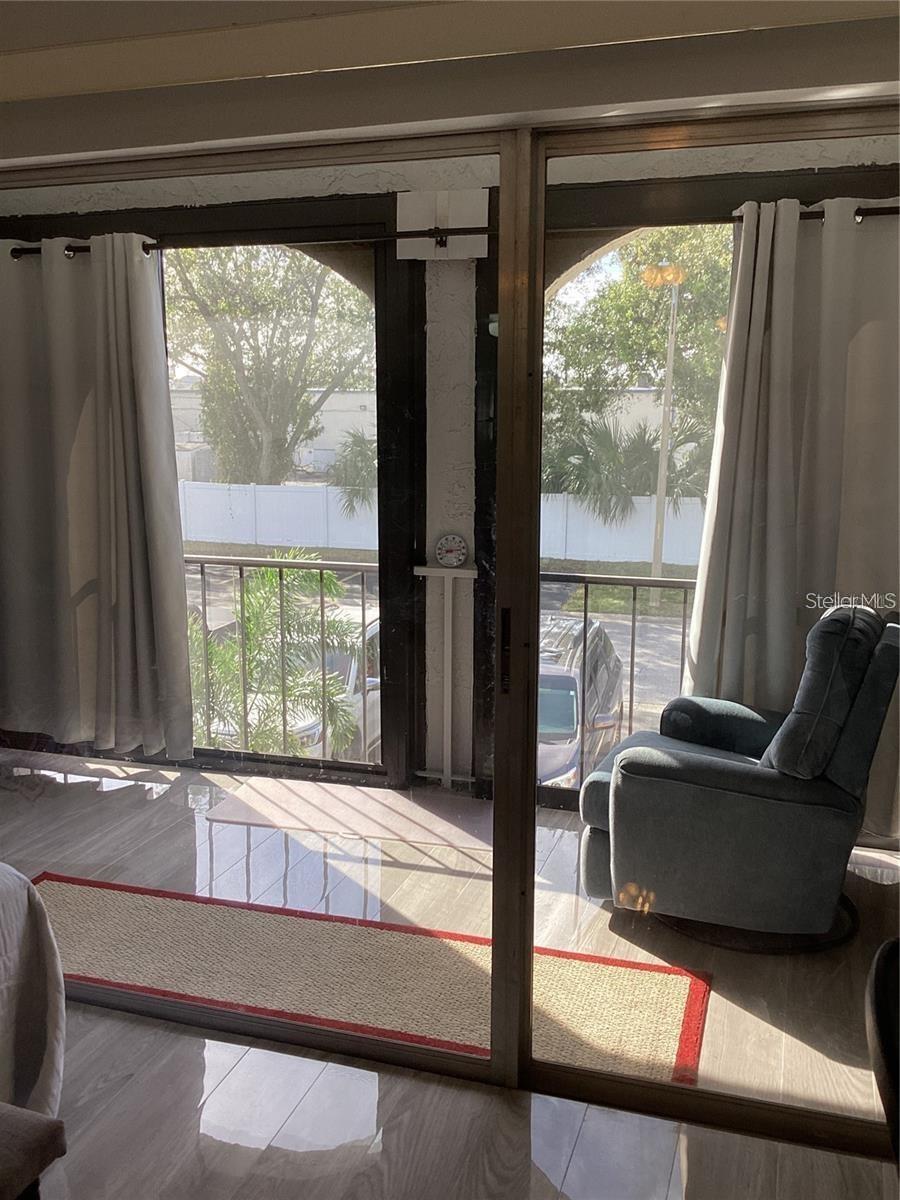 7701 STARKEY RD #704, SEMINOLE, FL, 33777