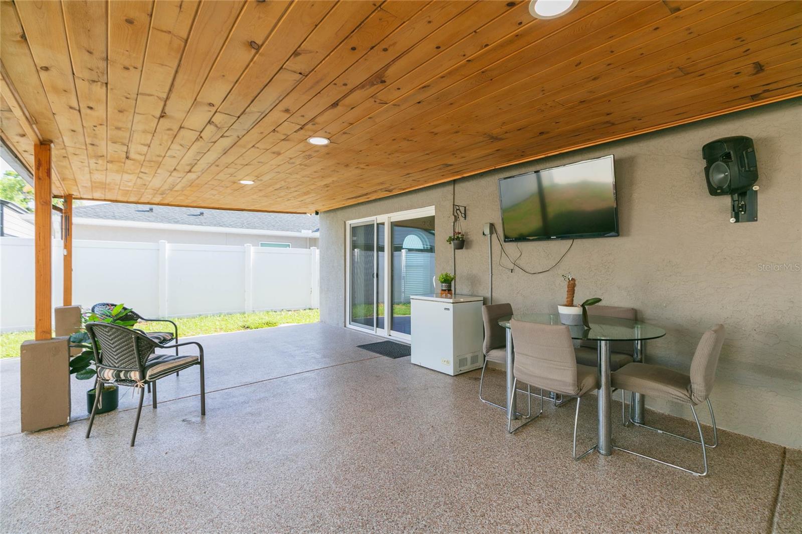 1111 WINDHORST RIDGE DR, BRANDON, FL, 33510