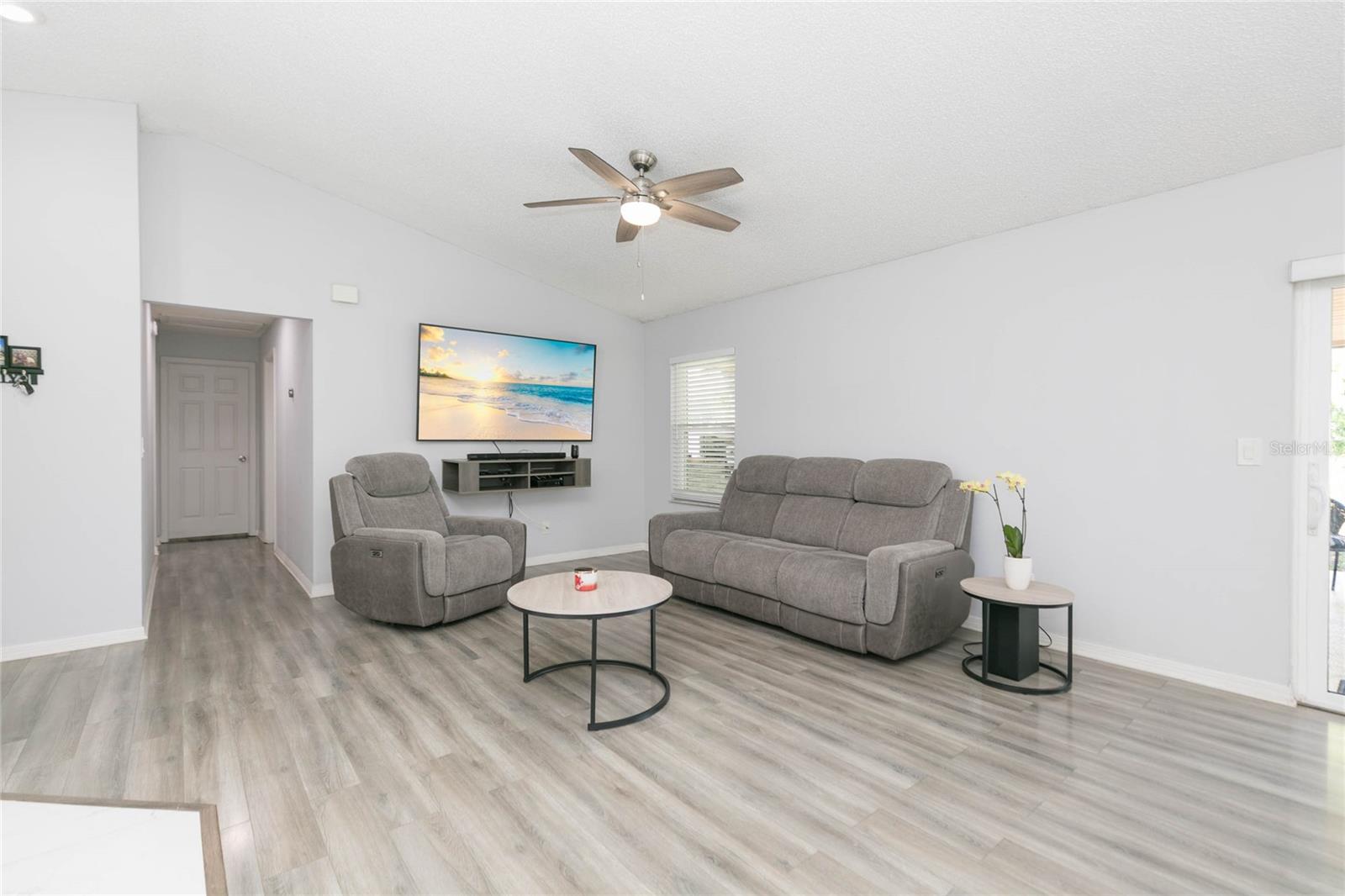 1111 WINDHORST RIDGE DR, BRANDON, FL, 33510