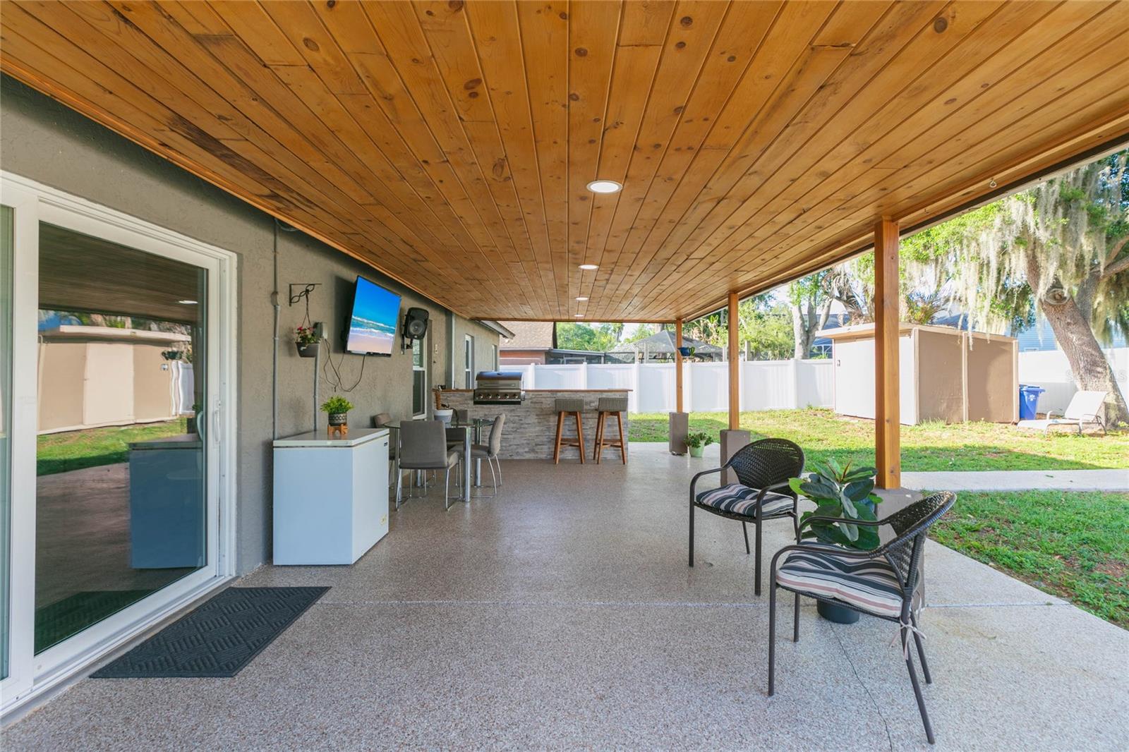 1111 WINDHORST RIDGE DR, BRANDON, FL, 33510