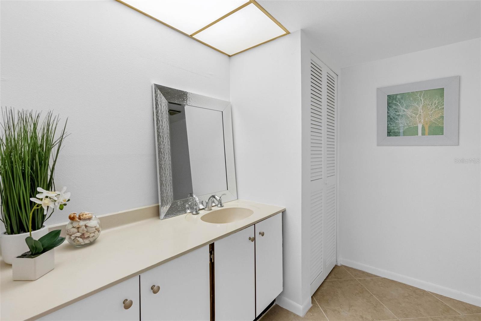 100 OAKMONT LN #203, BELLEAIR, FL, 33756