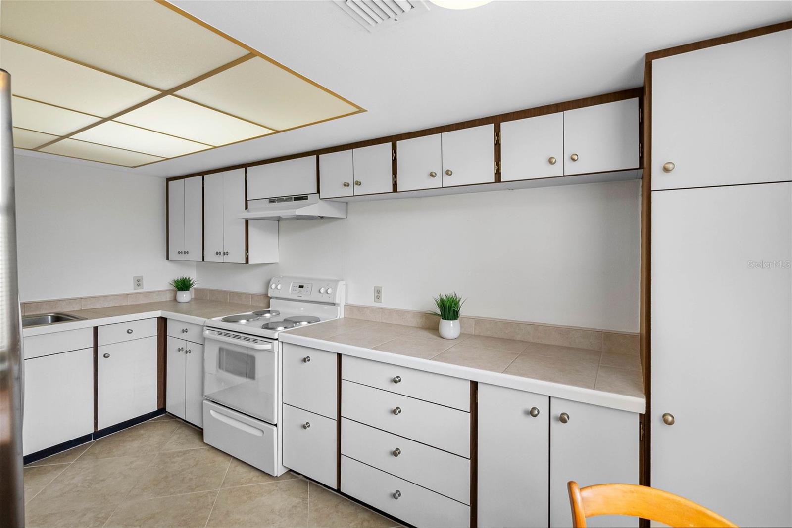 100 OAKMONT LN #203, BELLEAIR, FL, 33756