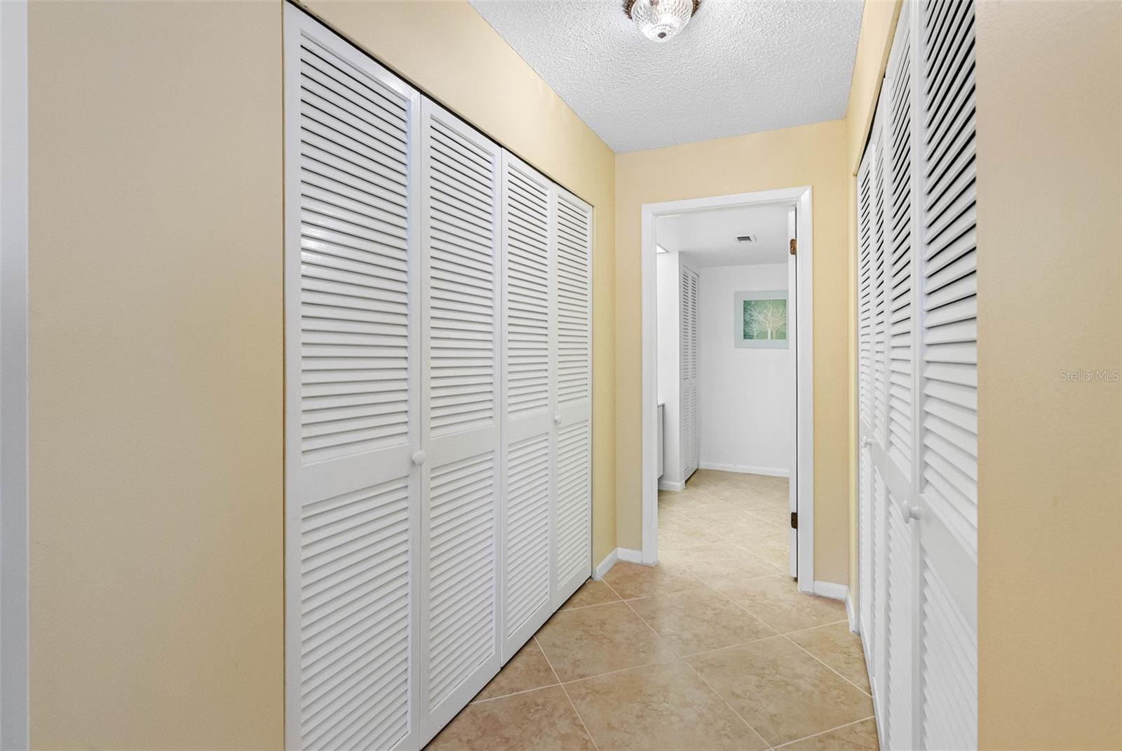 100 OAKMONT LN #203, BELLEAIR, FL, 33756