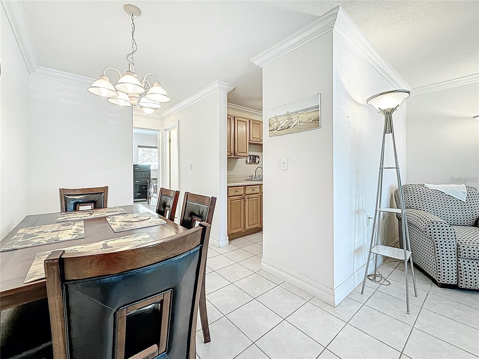 8425 112TH ST #104, SEMINOLE, FL, 33772