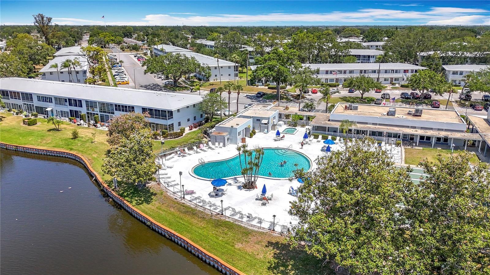 8425 112TH ST #104, SEMINOLE, FL, 33772