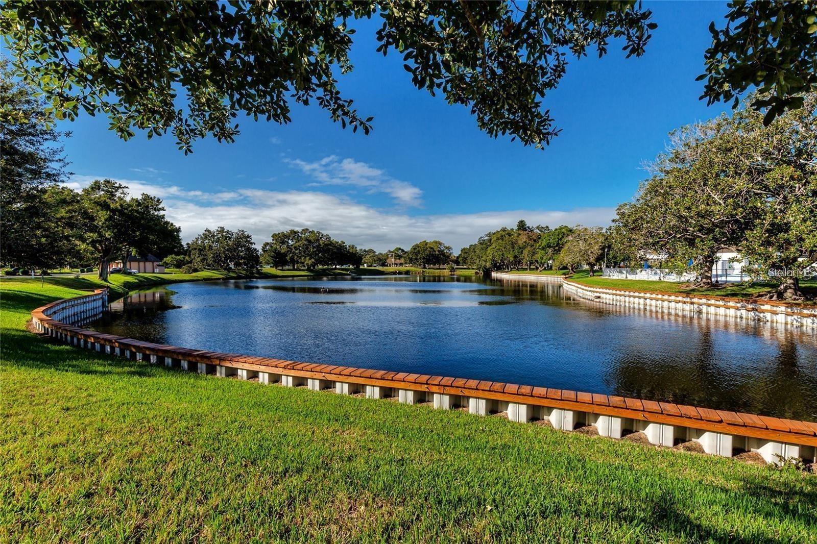 8425 112TH ST #104, SEMINOLE, FL, 33772