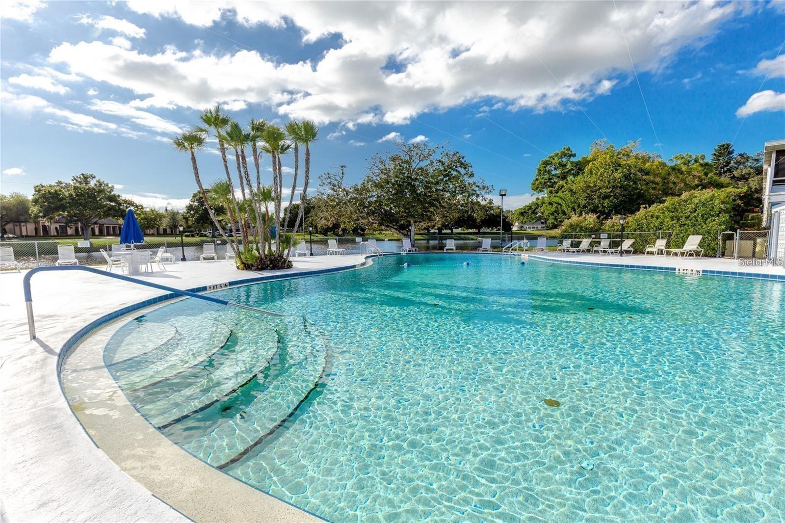 8425 112TH ST #104, SEMINOLE, FL, 33772