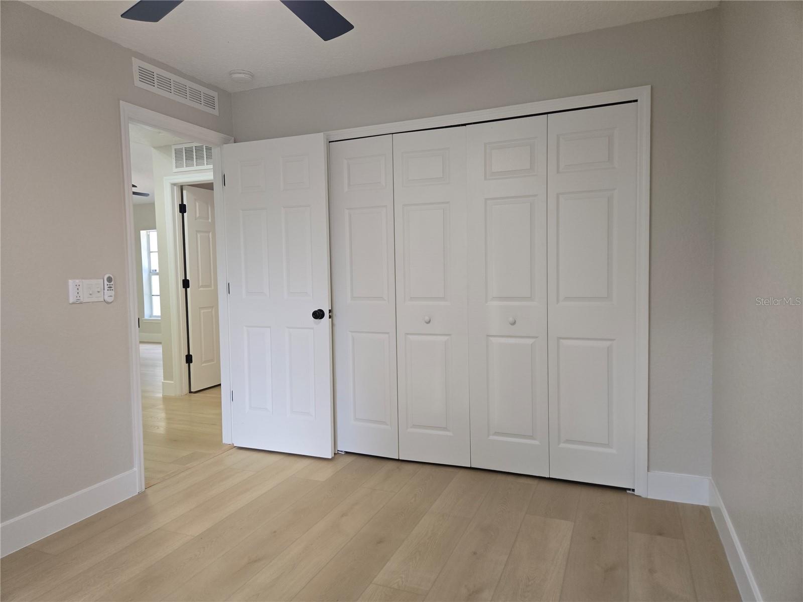 1160 W NEW YORK AVE, ORANGE CITY, FL, 32763