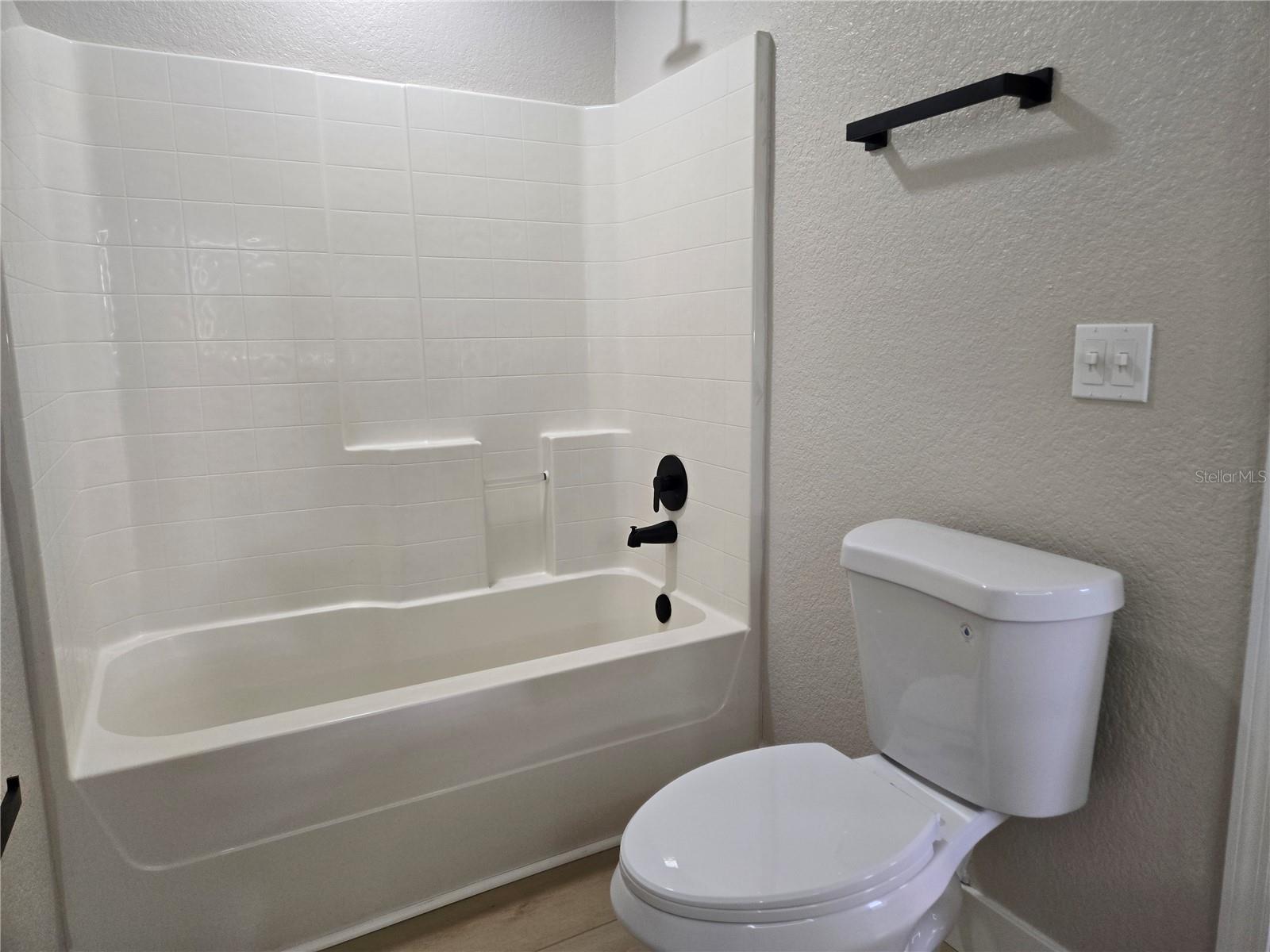 1160 W NEW YORK AVE, ORANGE CITY, FL, 32763