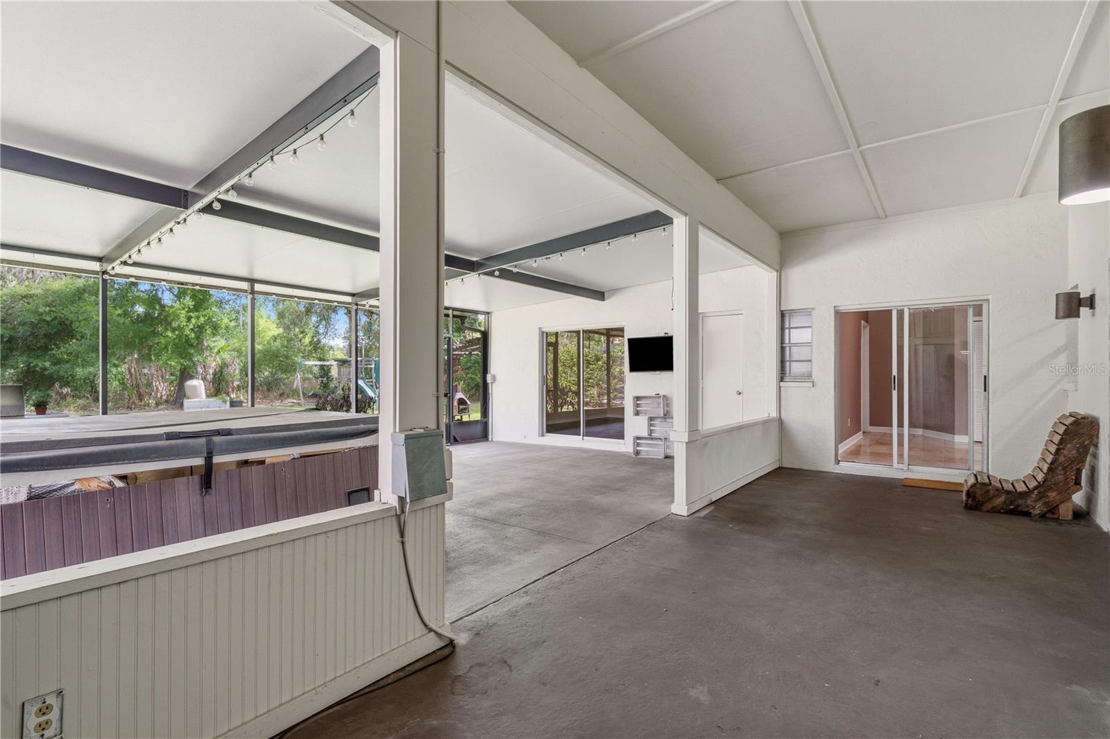 3632 COLD CREEK DR, VALRICO, FL, 33596