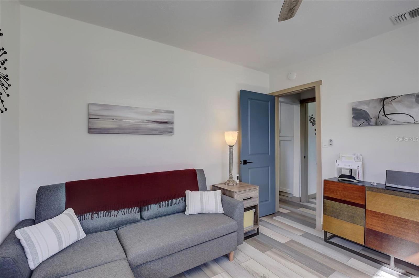 5428 7TH AVE N, ST PETERSBURG, FL, 33710